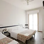 Otel Avana 3*